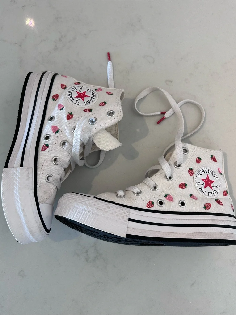 CONVERSE CHUCK TAYLOR LIFT STRAWBERRY HIGH-TOP SNEAKERS, Like New, Size 13Y